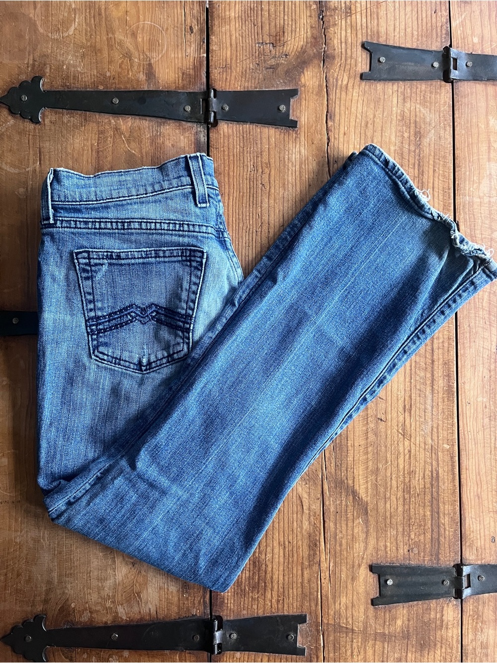 Lucky Brandβ Womenβs Low Rise Bootcut Mid-Wash Denim Jeans